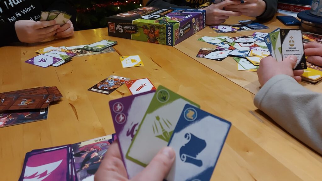 5-Minute-Dungeon – ein temperamentvolles Teamspiel